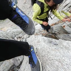 On Running Cloudalpine Waterproof Hiking Boot - Women's 20 On Running Cloudalpine Waterproof Hiking Boot - Women's -On Running COBLIM D9