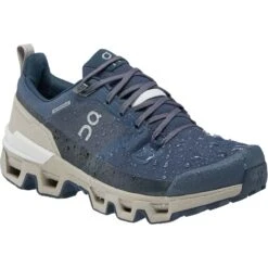 On Running Cloudwander Waterproof Hiking Shoe - Women's -On Running NAVDES D5