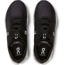 On Running On Cloudflow 4 Women Running Shoe - Black & White 9 On Running On Cloudflow 4 Women Running Shoe - Black & White -On Running on cloudflow 4 running shoe women black white 3 1567173