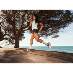 On Running On Cloudflow Women Running Shoe - Mulberry & Mineral -On Running on cloudflow women running shoe mulberry mineral 7 1027705