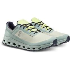On Running On Cloudvista Waterproof Trailrunning Shoe - Chalk & Moss